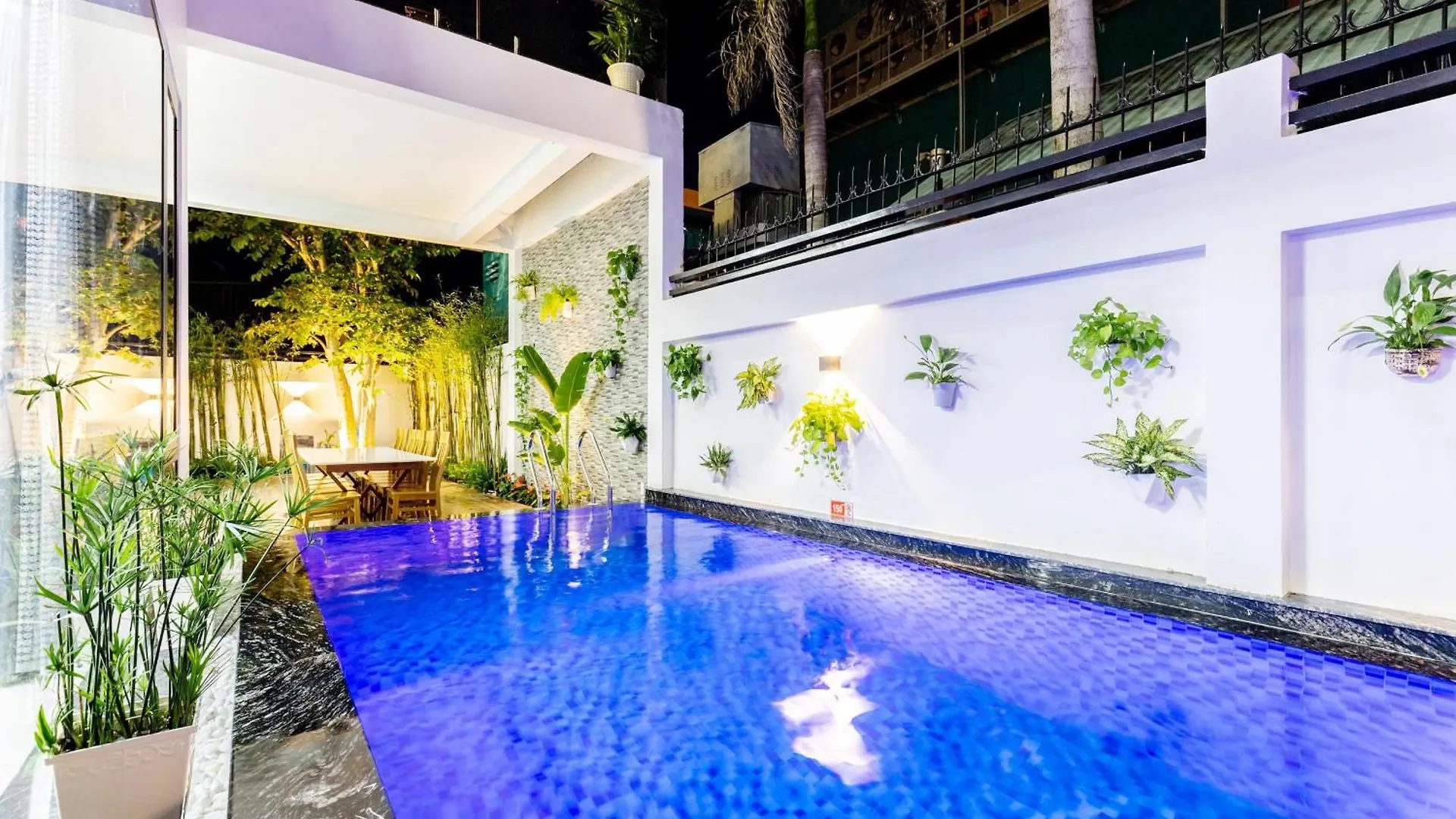 Whiteday Villages Gan Bien Resort Sunrise Vung Tau