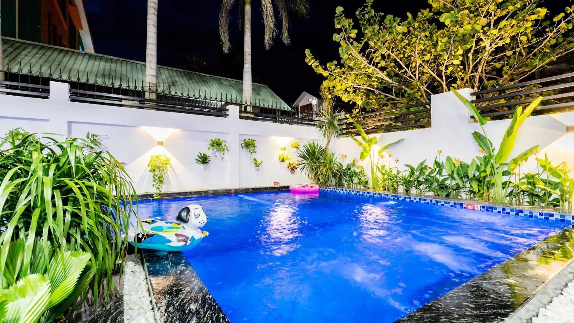 Whiteday Villages Gan Bien Resort Sunrise Vung Tau Villa